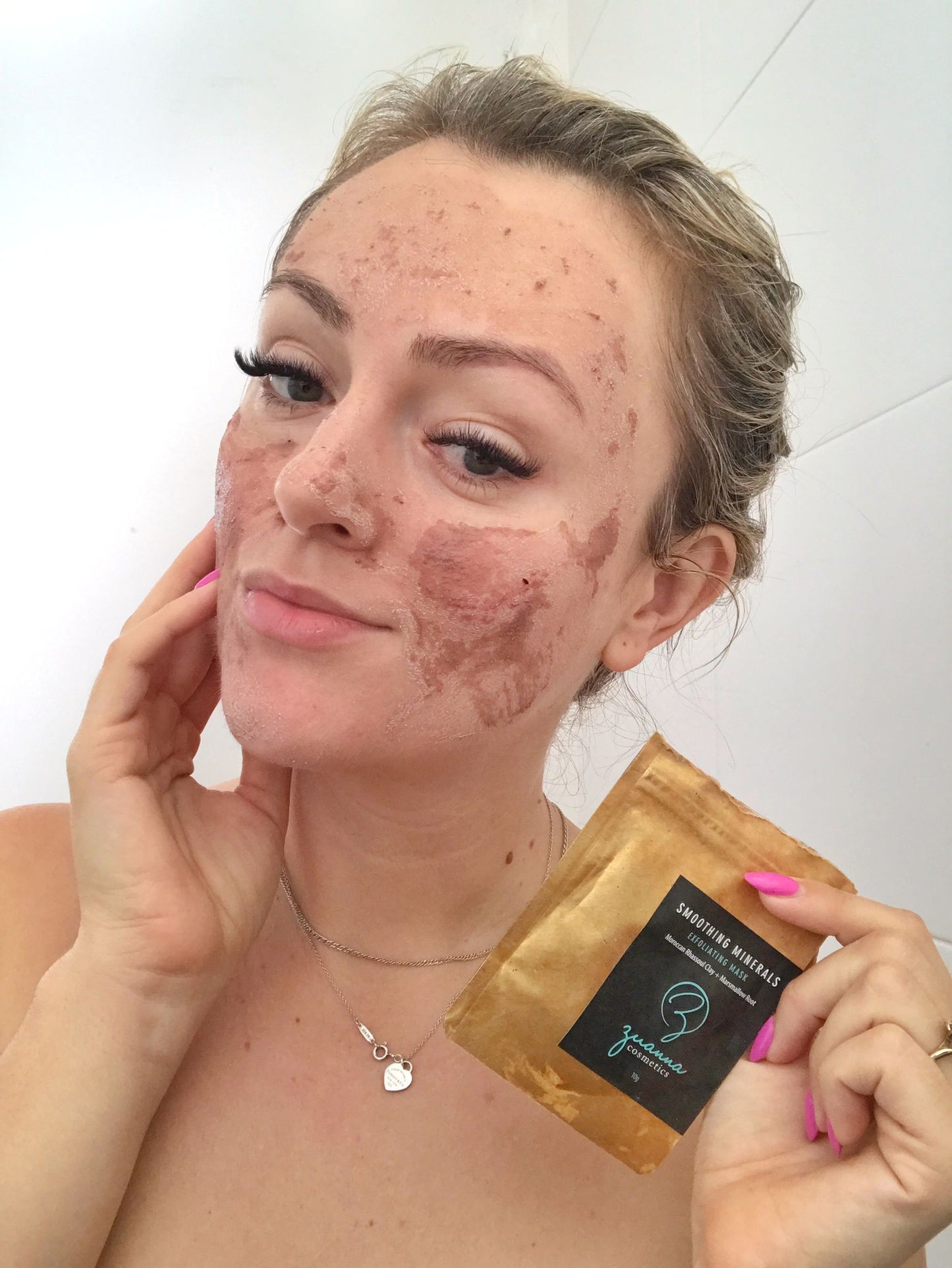 Smoothing Minerals Exfoliating Mask - Zuanna